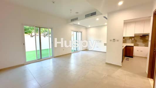4 Bedroom Villa for Sale in Dubailand, Dubai - Landscaped | Single Row | Corner Plot