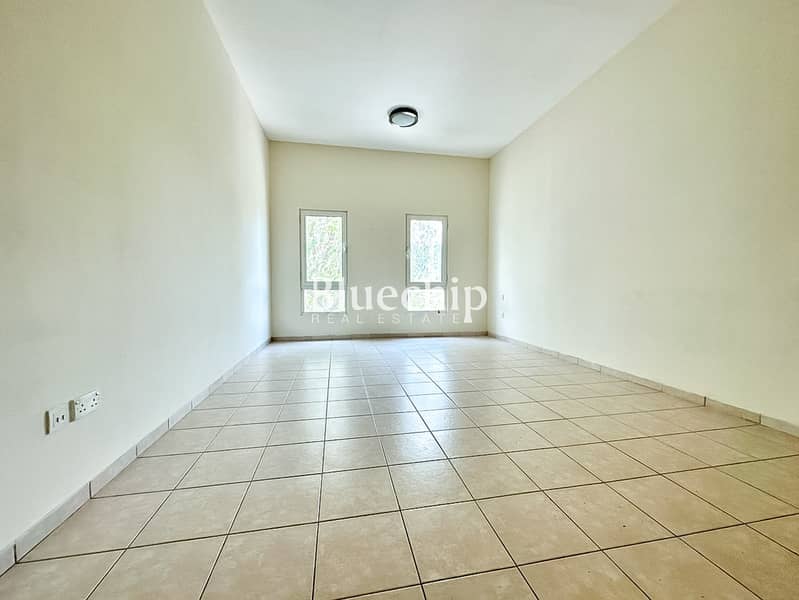 Vacant | Spacious Layout | Unfurnished Vacant | Spacious Layout | Unfurnished