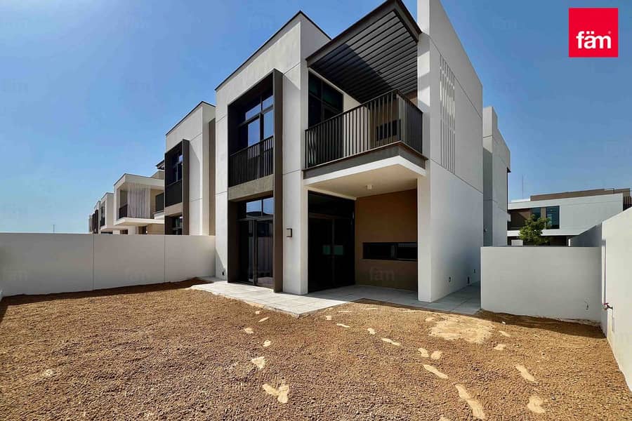 Semi Detached Villa I Type A I Single Row