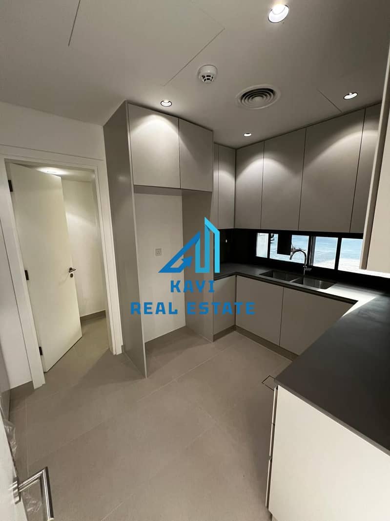 12 sendimsr3bhk5. jpeg