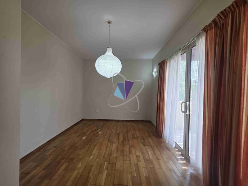 19 1000433127. jpg