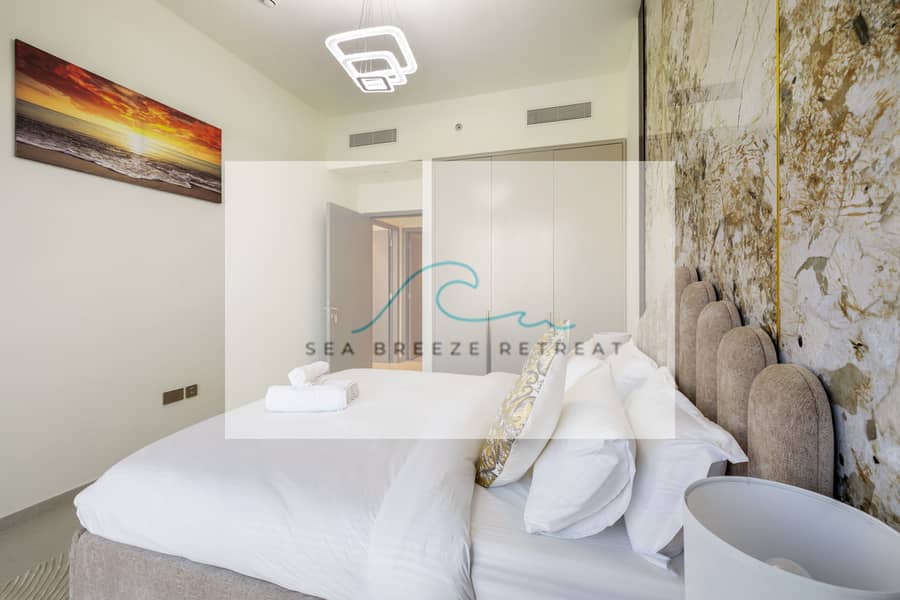 24 R6M21509 - Copy. jpg
