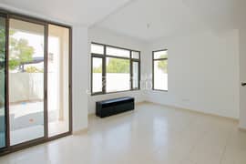 Great Location | Single Row Vacant End unit
