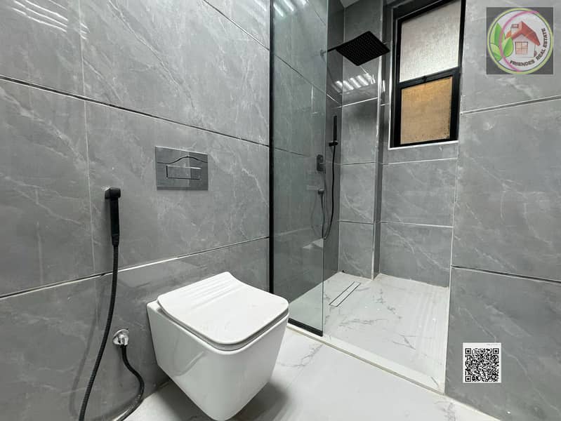 13 806bc9d3-db7b-4e82-b277-793ebf6ac6a5. jpg