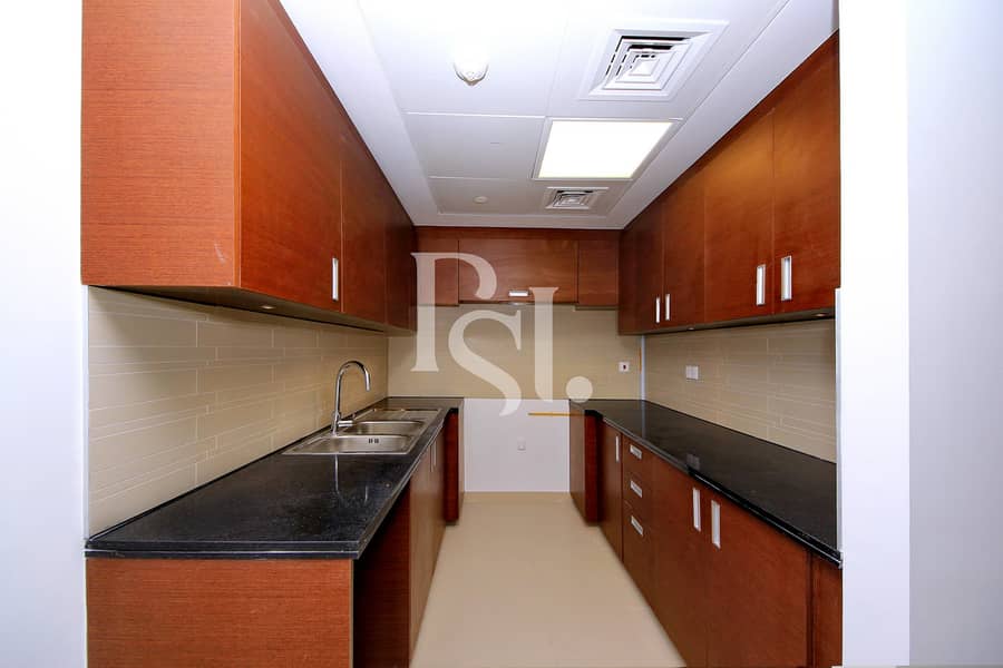 5 3BRM-Unit-5706-Gate-Tower-2-Shams-Al-Reem-Island-Abu-Dhabi-UAE (4). jpg