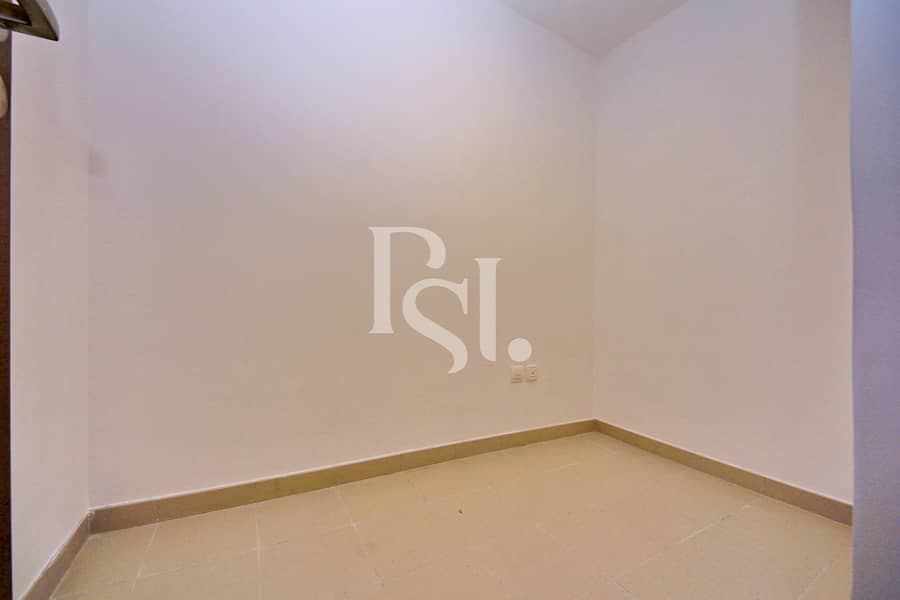 12 3BRM-Unit-5706-Gate-Tower-2-Shams-Al-Reem-Island-Abu-Dhabi-UAE (2). jpg