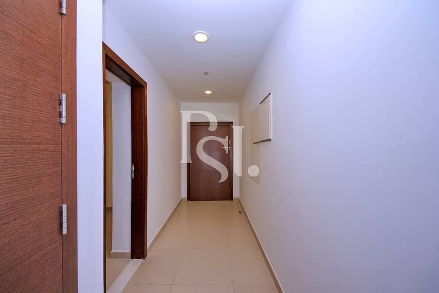 6 3BRM-Unit-5706-Gate-Tower-2-Shams-Al-Reem-Island-Abu-Dhabi-UAE (5). jpg
