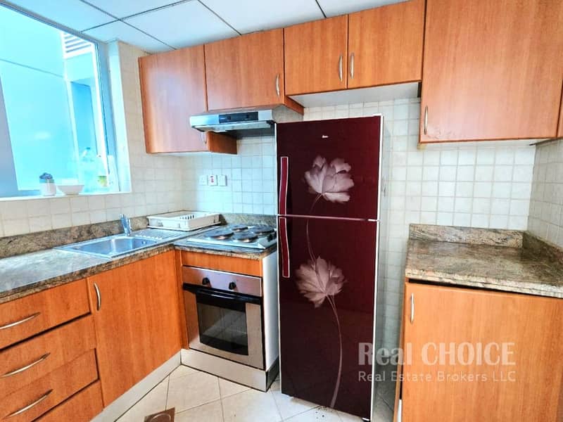 6 Marina Residence B, Unit 1605 Pics (6). jpg