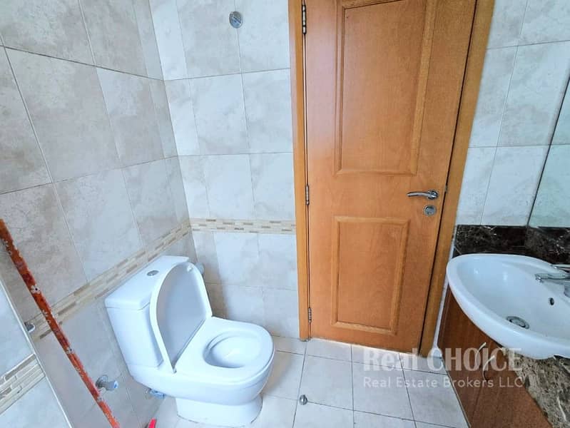 9 Marina Residence B, Unit 1605 Pics (9). jpg
