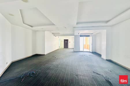 迪拉区， 迪拜 写字楼待租 - 位于迪拉区，慕拉卡巴特，阿尔古拉尔中心 的写字楼 225900 AED - 12218876