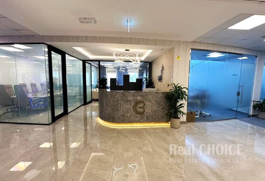 5 SRT Office 1 Pics (5). jpg