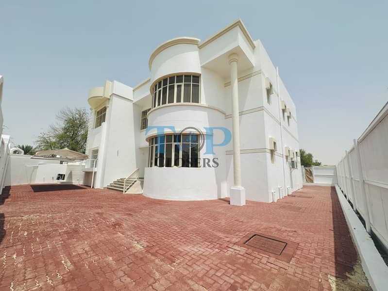 位于阿尔马拉克哈尼耶 4 卧室的别墅 90000 AED - 12220099 位于阿尔马拉克哈尼耶 4 卧室的别墅 90000 AED - 12220099