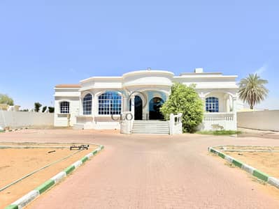 4 Bedroom Villa for Rent in Al Tiwayya, Al Ain - Ground Floor | Private Entrance|Bug Yard|Must See