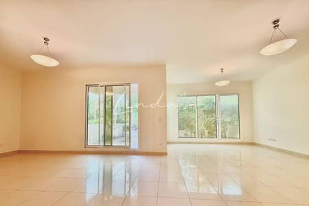 3 Bedroom Villa for Rent in Umm Suqeim, Dubai - Private Garden | Near Beach | Large plot