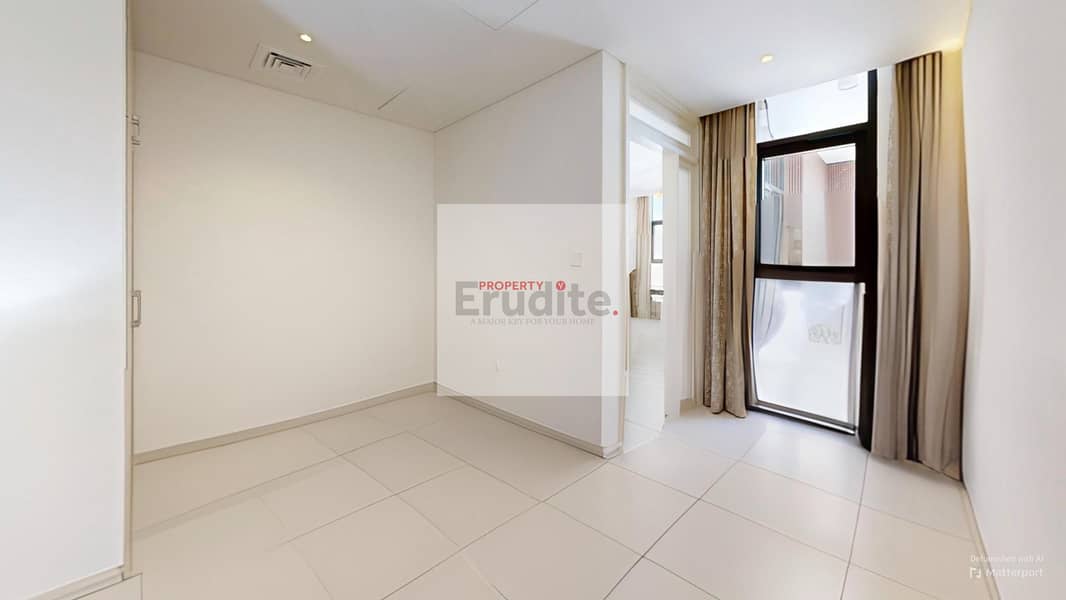 27 Point-Park-Block-A902-Bedroom-Defurnished 1. jpg