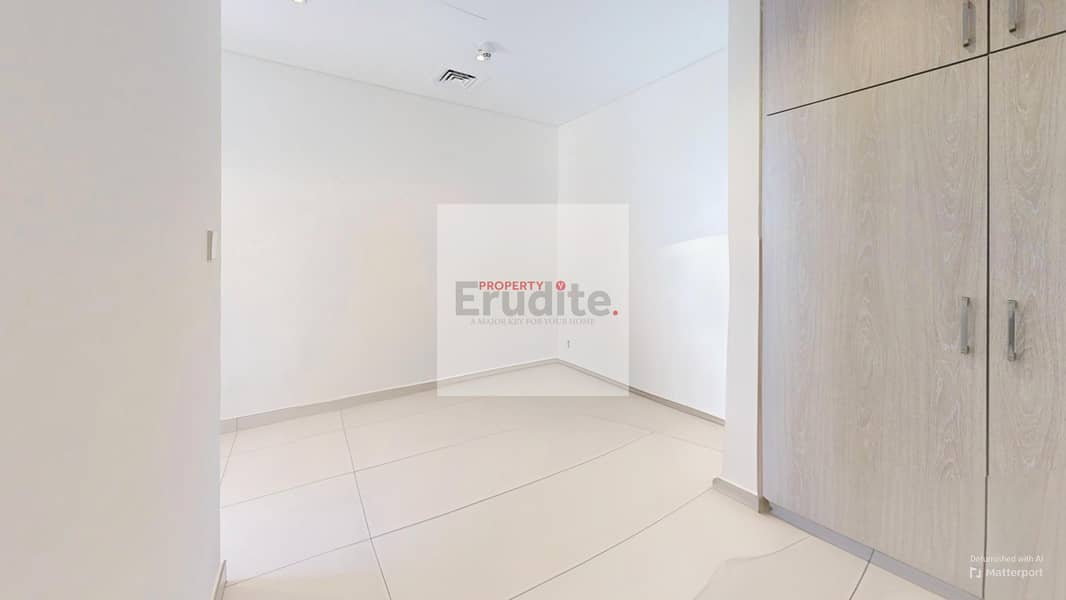 32 Point-Park-Block-A902-Bedroom-Defurnished 6. jpg