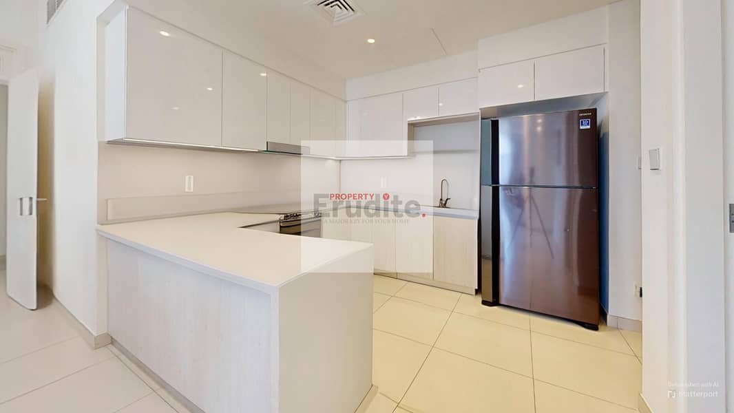 36 Point-Park-Block-A902-Kitchen-Defurnished 1. jpg
