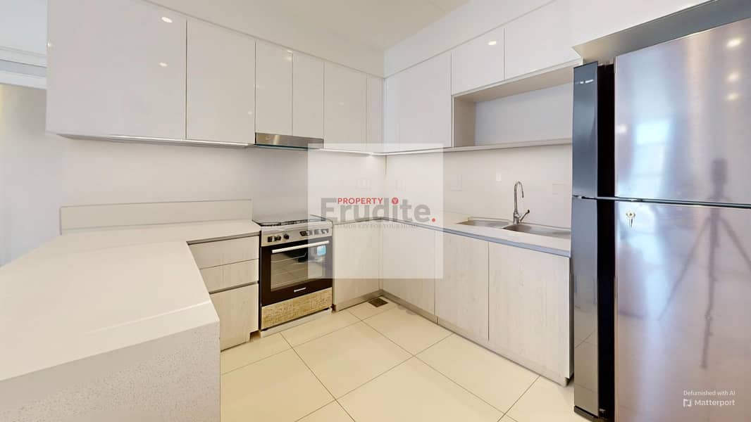 37 Point-Park-Block-A902-Kitchen-Defurnished. jpg