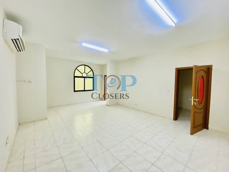 位于安莎瑞,比达-本-阿马尔 的公寓 24000 AED - 12220426 位于安莎瑞,比达-本-阿马尔 的公寓 24000 AED - 12220426