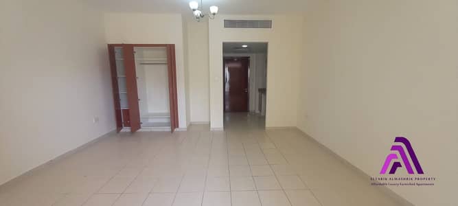 استوديو  للايجار في المدينة العالمية، دبي - WhatsApp Image 2025-06-17 at 1.22. 39 PM. jpeg