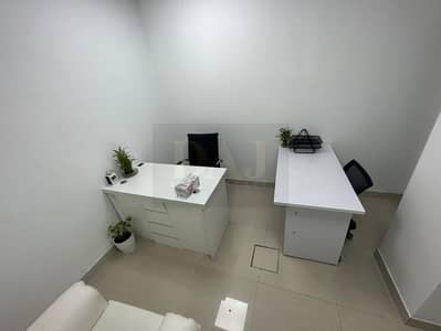 مکتب  للايجار في ديرة، دبي - 4f8db868-c69d-46f1-9158-c3f482a05e7c. jpg