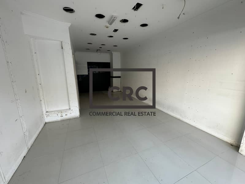 位于罗拉区 的商铺 65000 AED - 12221315 位于罗拉区 的商铺 65000 AED - 12221315