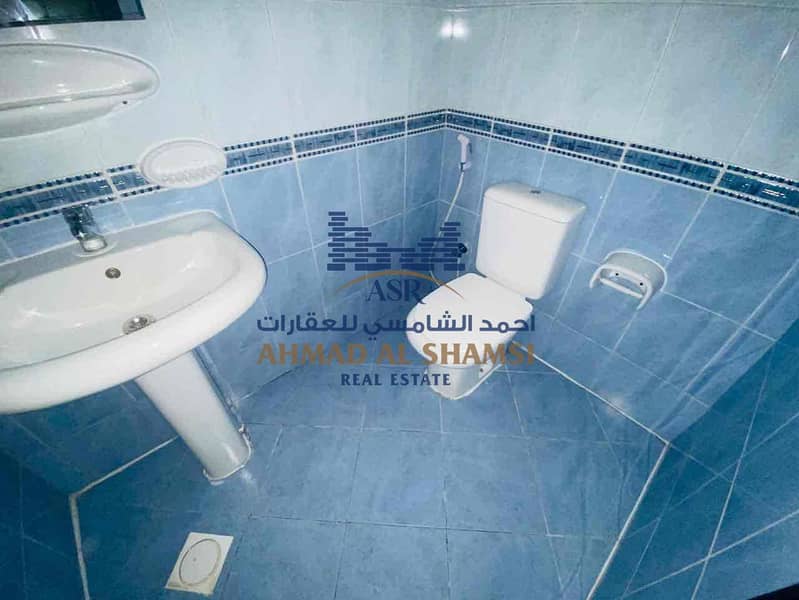 9 8f918219-c0f7-43fb-8c3c-431305dd0bdd. jpg