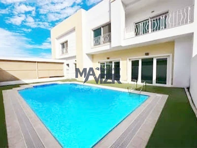 Luxury Living | Great Income | Prime location