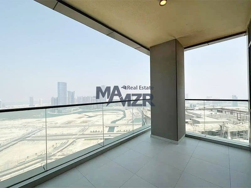 Duplex | Canal View | Balcony