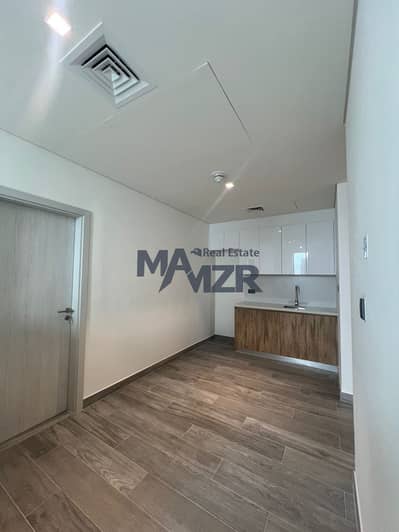 5 Bedroom Villa for Rent in Yas Island, Abu Dhabi - Luxurious Villa | double Row | Private Garden