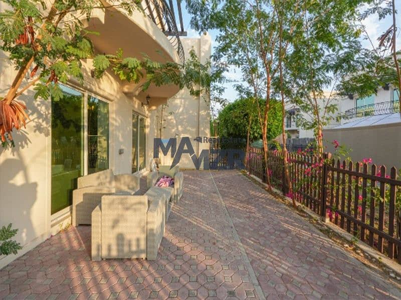 Villa corner |Furnished | Yard | Balcony