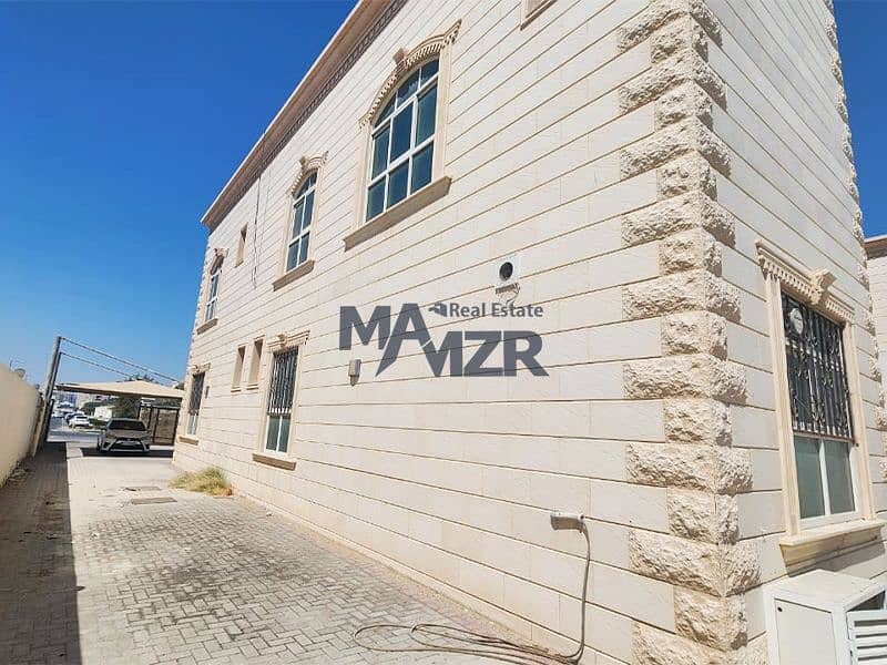 Independent Entrances | Spacious Plot | 2 streets