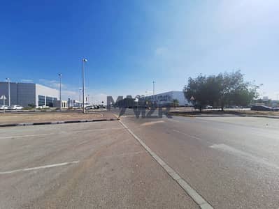 Warehouse for Rent in Mussafah, Abu Dhabi - Spacious area | Good offer | Good location