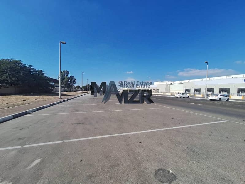 位于穆萨法赫，穆萨法赫工业园区 的仓库 320000 AED - 11923856