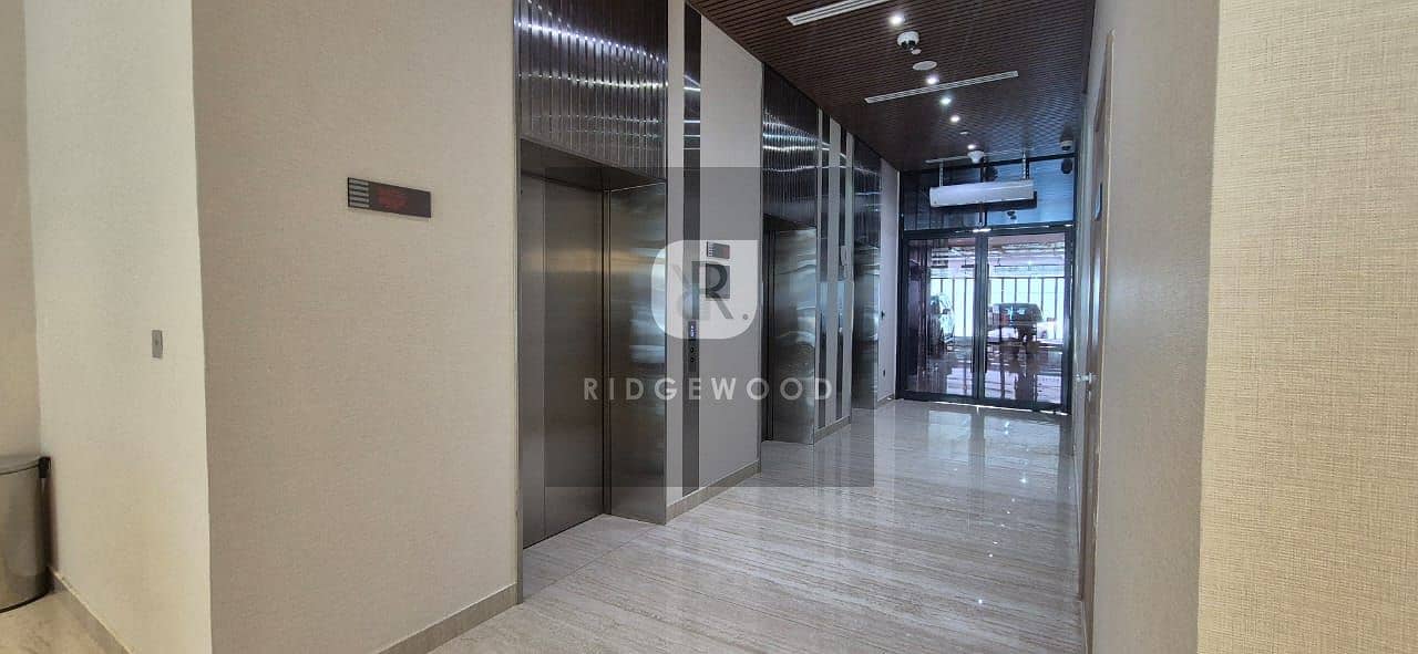 10 RIDGEWOOD REAL ESTATE 007 (22). jpg