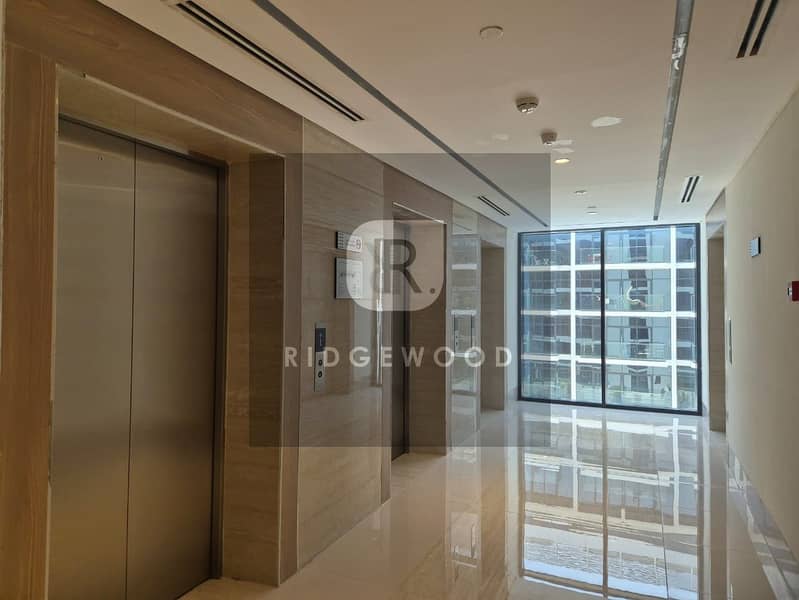 12 RIDGEWOOD REAL ESTATE 007 (25). jpg