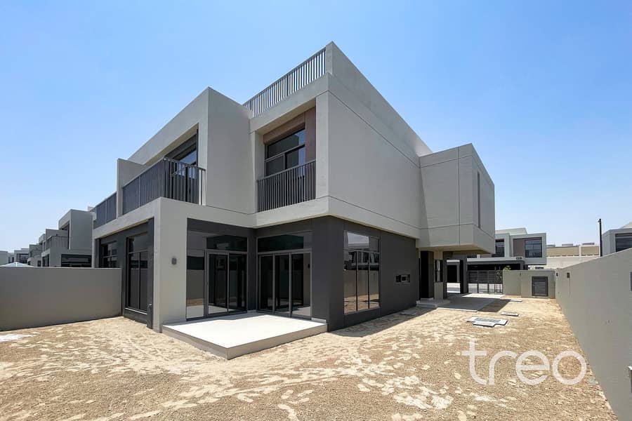 Brand New | Spacious Layout | Immaculate