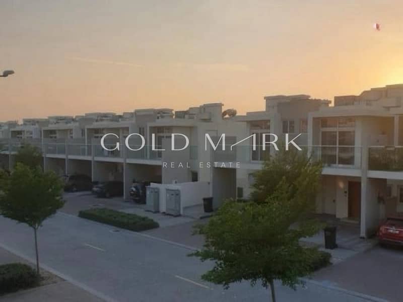 Vacant | 3 Bedroom | Unfurnished | Large Plot