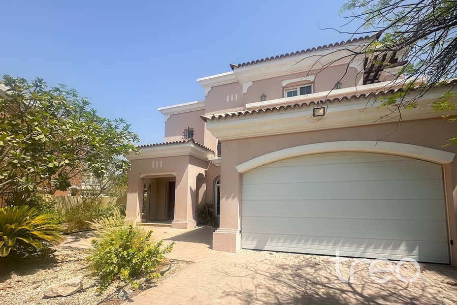 Opposite Park | Private Pool | Vacant
