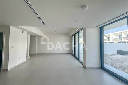 3 Bedroom Villa for Sale in Town Square, Dubai - Single Row | Opposite to Pool | Multiple Options