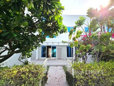 4 Cпальни Вилла в аренду в Аль Суфух, Дубай - 32 Villas 27 pics (1). jpg
