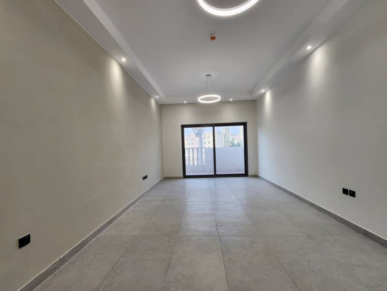 4 Best_Price___Closed_Kitchen___Brand_New_Unit-12. jpg