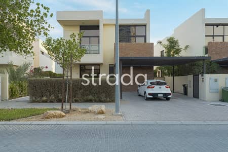 5 Bedroom Villa for Sale in DAMAC Hills, Dubai - VD1 | Vacant now | Golf Course Views