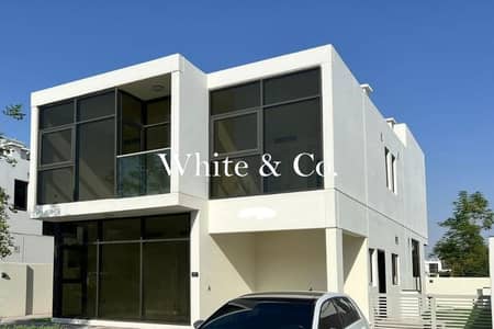 6 Bedroom Villa for Rent in DAMAC Hills 2 (Akoya by DAMAC), Dubai - Corner Unit | V2 Single Row | Pool View
