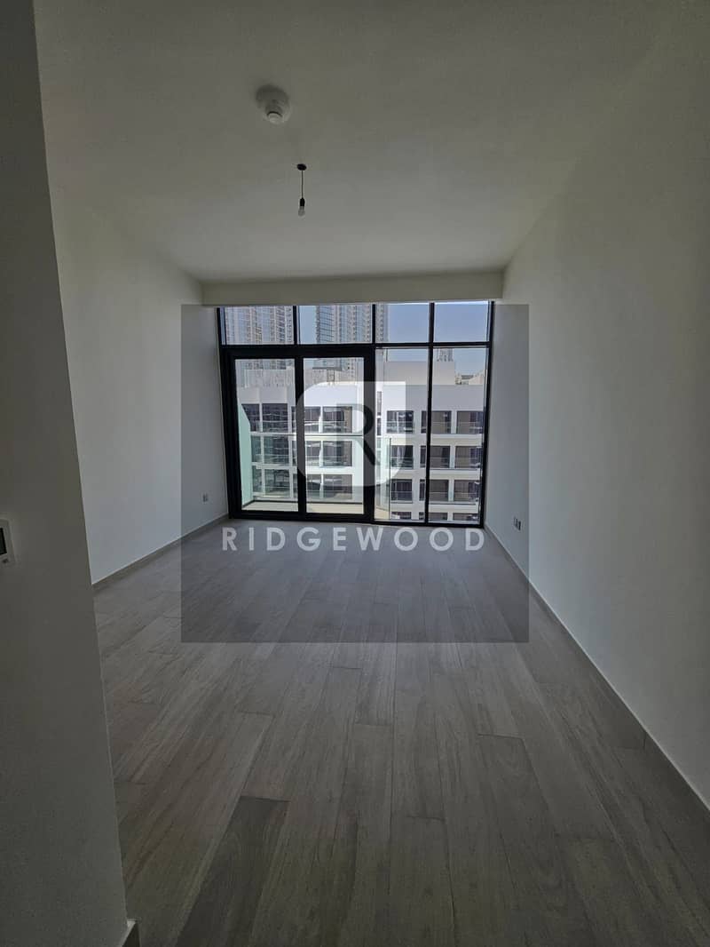 5 ridgewood real estate 001.002 . 00100  (16). jpg