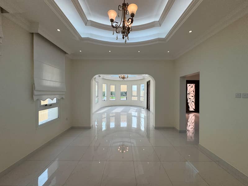 3 Independent_Villa___Private__Garden___Prime_Locati-13. jpg
