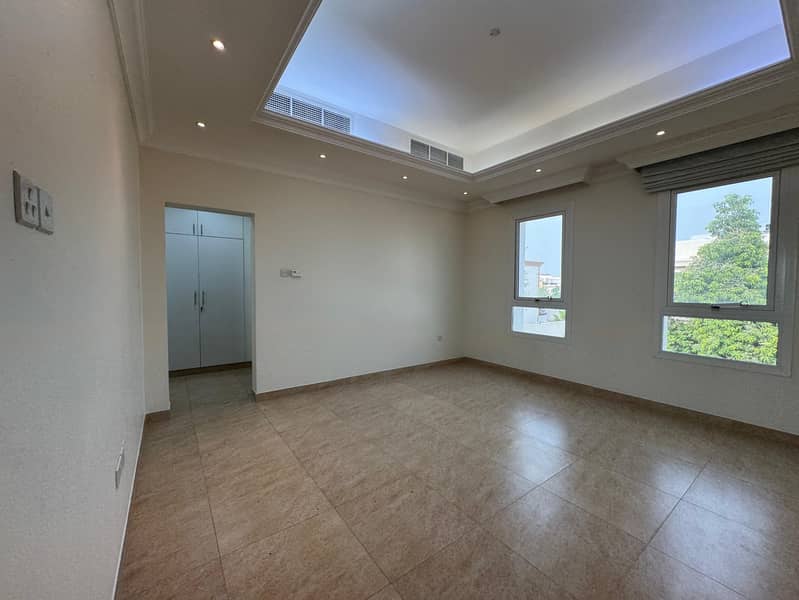 12 Independent_Villa___Private__Garden___Prime_Locati-8. jpg