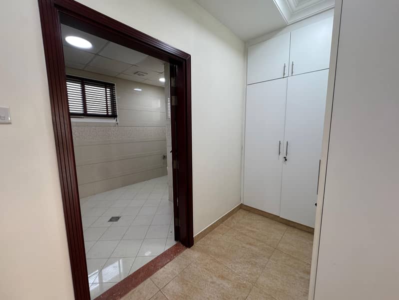 17 Independent_Villa___Private__Garden___Prime_Locati-4. jpg