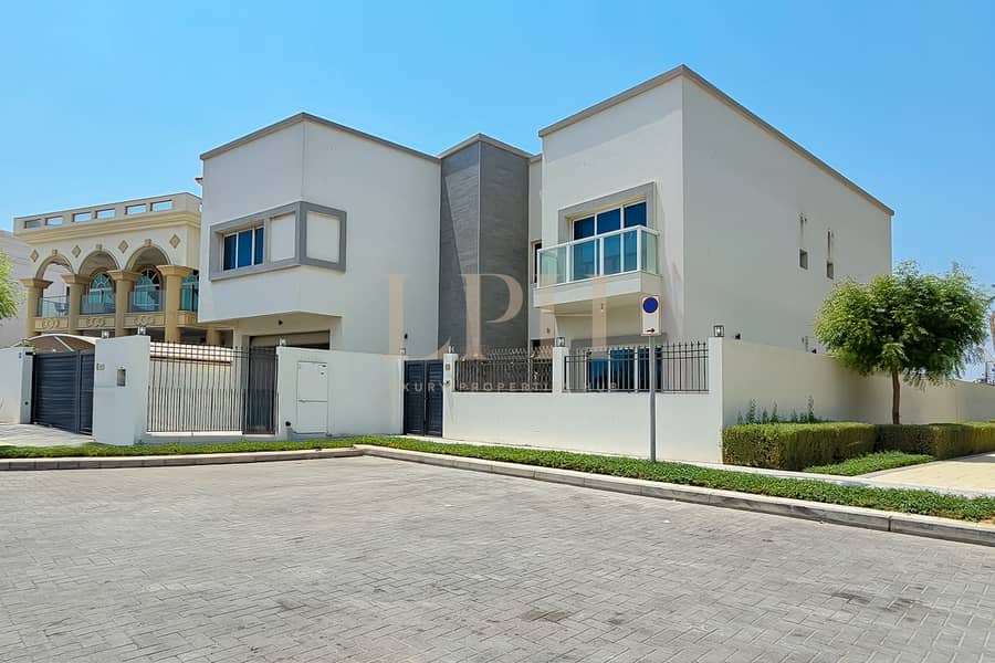 位于朱美拉珍珠酒店 6 卧室的别墅 24400000 AED - 12224987