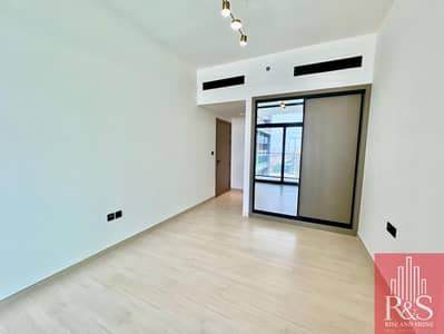 1 Bedroom Apartment for Sale in Jumeirah Village Circle (JVC), Dubai - Vacant| Pool View | Investor Deal